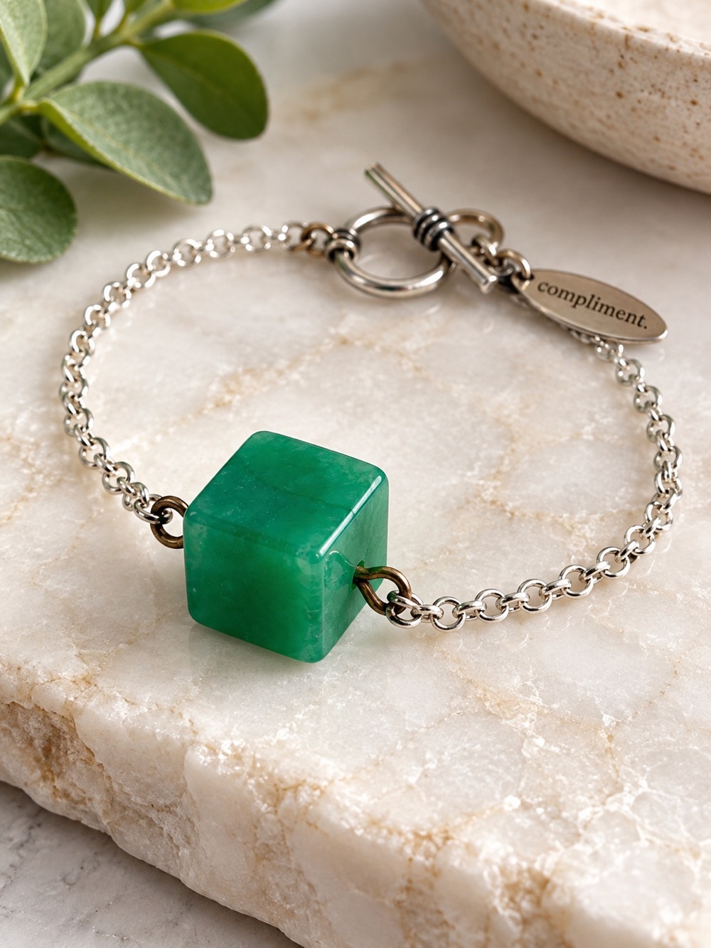 Compliment Green Stone Cube Bracelet Silver Tone Toggle Geometric 7” Artisan